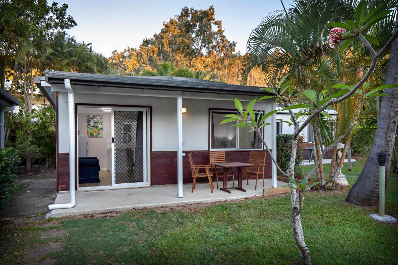 Bush Village Holiday Cabins แอร์ลีบีช ภายนอก รูปภาพ