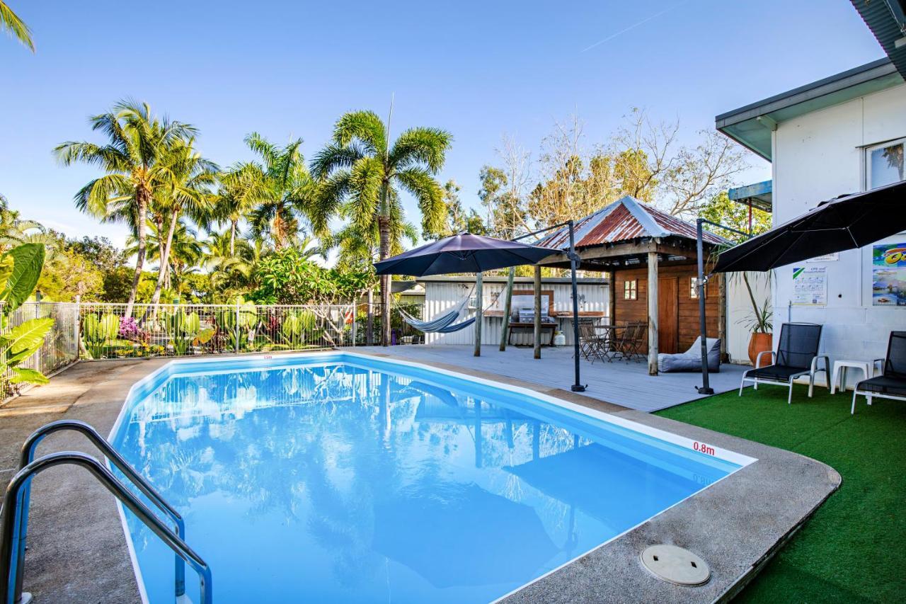 Bush Village Holiday Cabins แอร์ลีบีช ภายนอก รูปภาพ