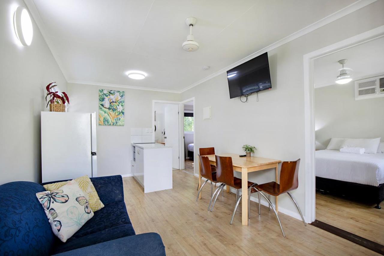 Bush Village Holiday Cabins แอร์ลีบีช ภายนอก รูปภาพ