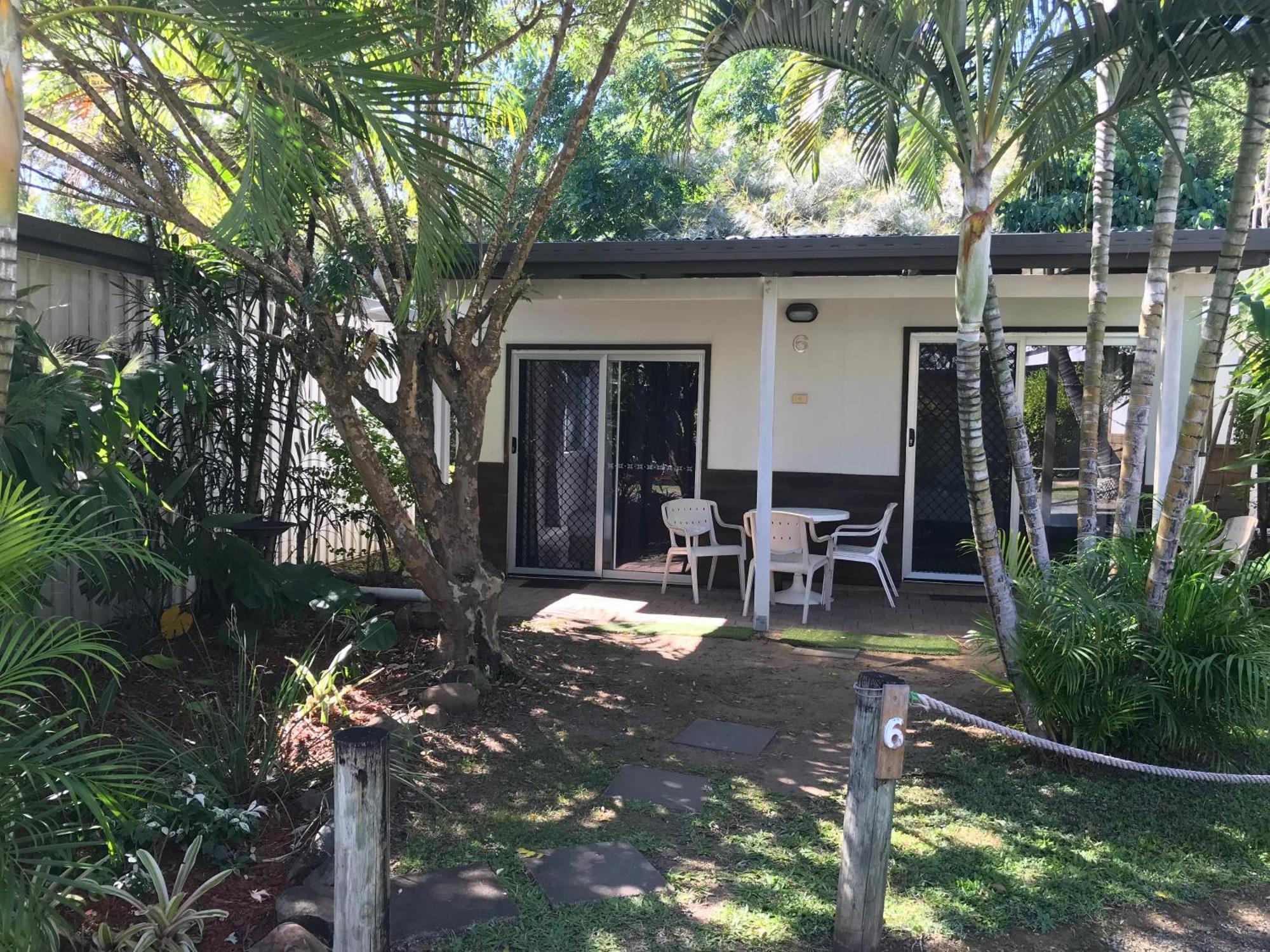 Bush Village Holiday Cabins แอร์ลีบีช ภายนอก รูปภาพ